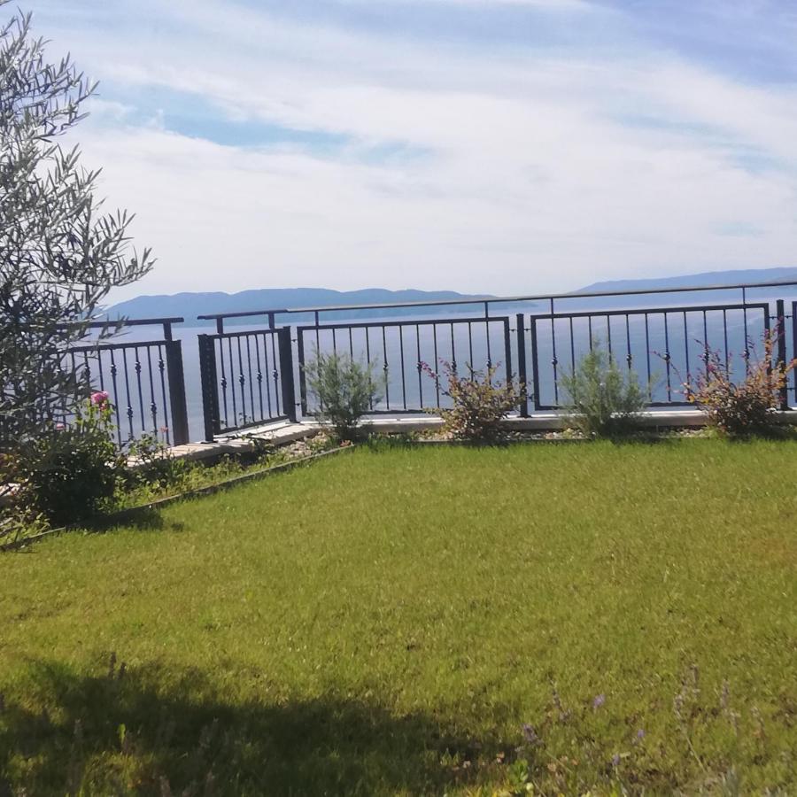 Studio Apartment "Brigita",Parking With Gate Rijeka Exterior photo