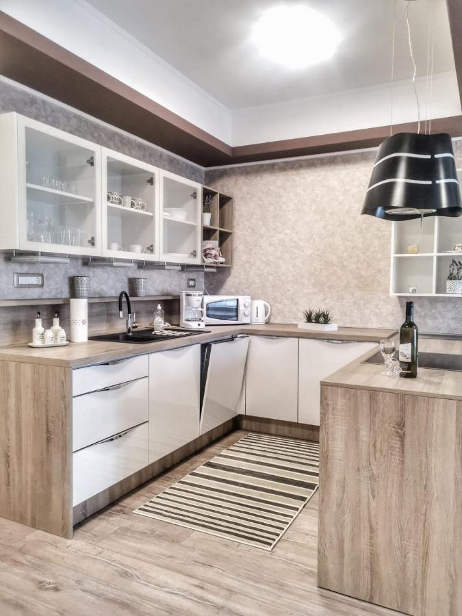 Studio Apartment "Brigita",Parking With Gate Rijeka Exterior photo