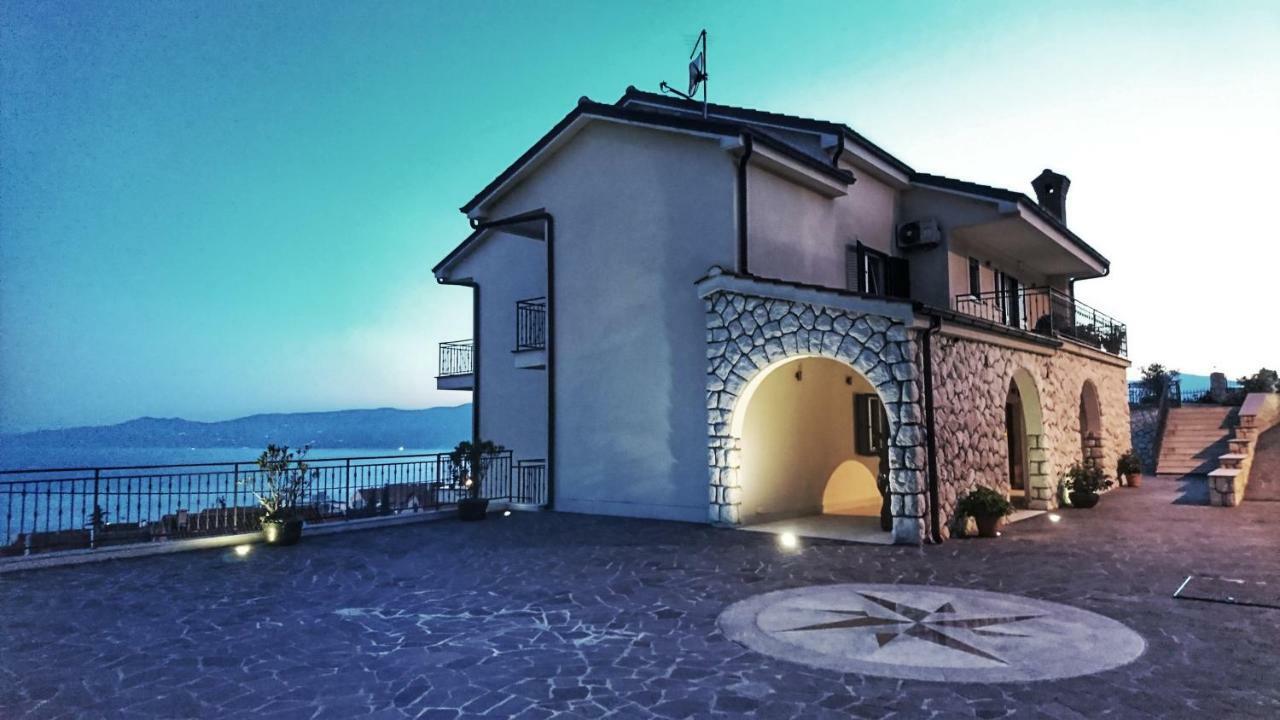 Studio Apartment "Brigita",Parking With Gate Rijeka Exterior photo