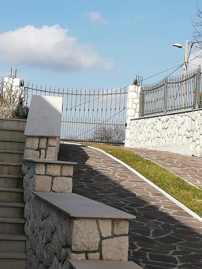 Studio Apartment "Brigita",Parking With Gate Rijeka Exterior photo